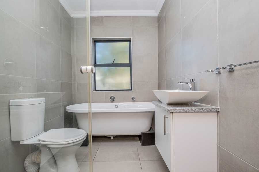 3 Bedroom Property for Sale in Langeberg Heights Western Cape